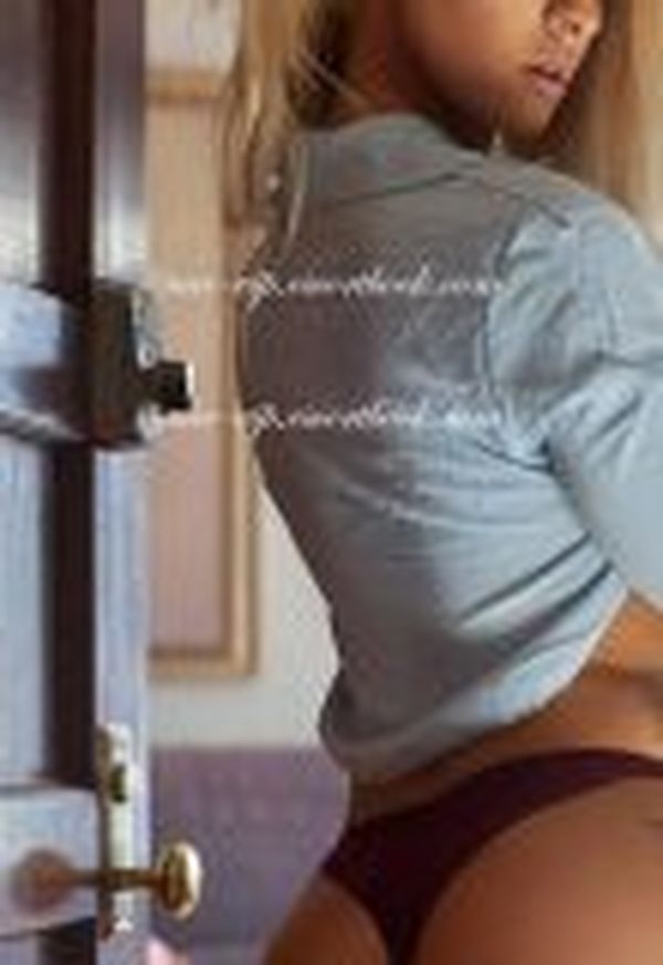 Adeola, 37yo, Sopron - Győr-Moson-Sopron