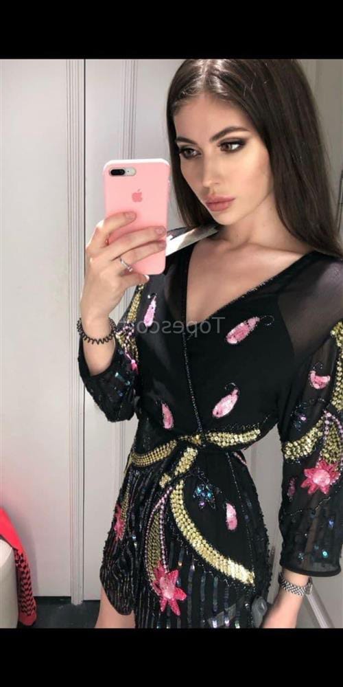 Beautiful friendly Hungarian escort Zoey Székesfehérvár